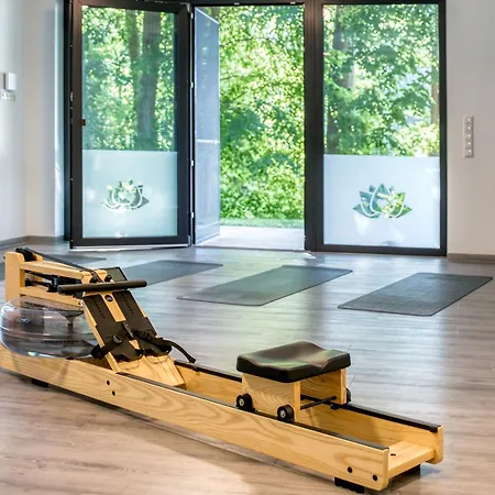 Appartement Lotusblume - 5 Sterne Ferienunterkunft Mit Moeblierter Terrasse Am Krakower